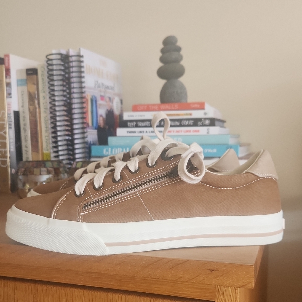 SOLD Taos Footwear Brown and Cream Sneakers